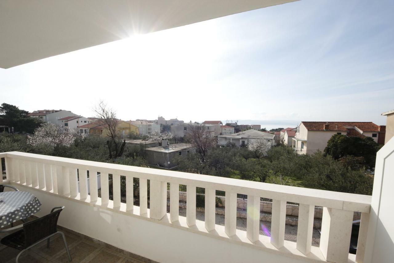 Apartmani Znaor Baska Voda Exterior photo